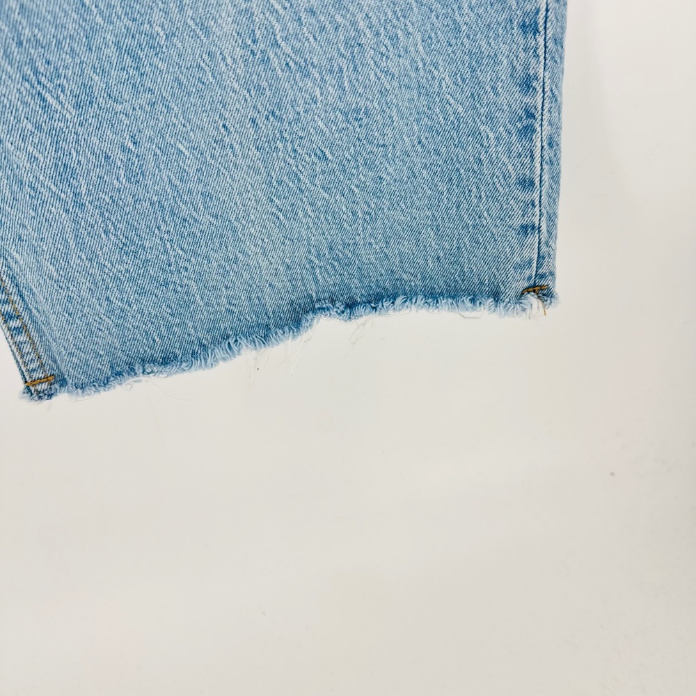 Abercrombie & Fitch 90s Relaxed Jeans Light Wash 30 Curve Love High Rise Raw Hem - Picture 7 of 10